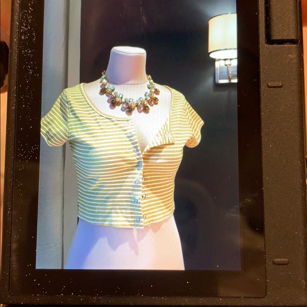 Tee shirt